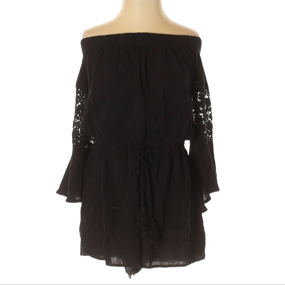 Blush Romper Size M Black Lace Crochet Off The Shoulder Elastic Waist‎ Shorts